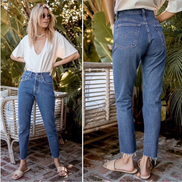 LEVIS 501 raw hem straight leg distressed Size 26 - Picture 1 of 8